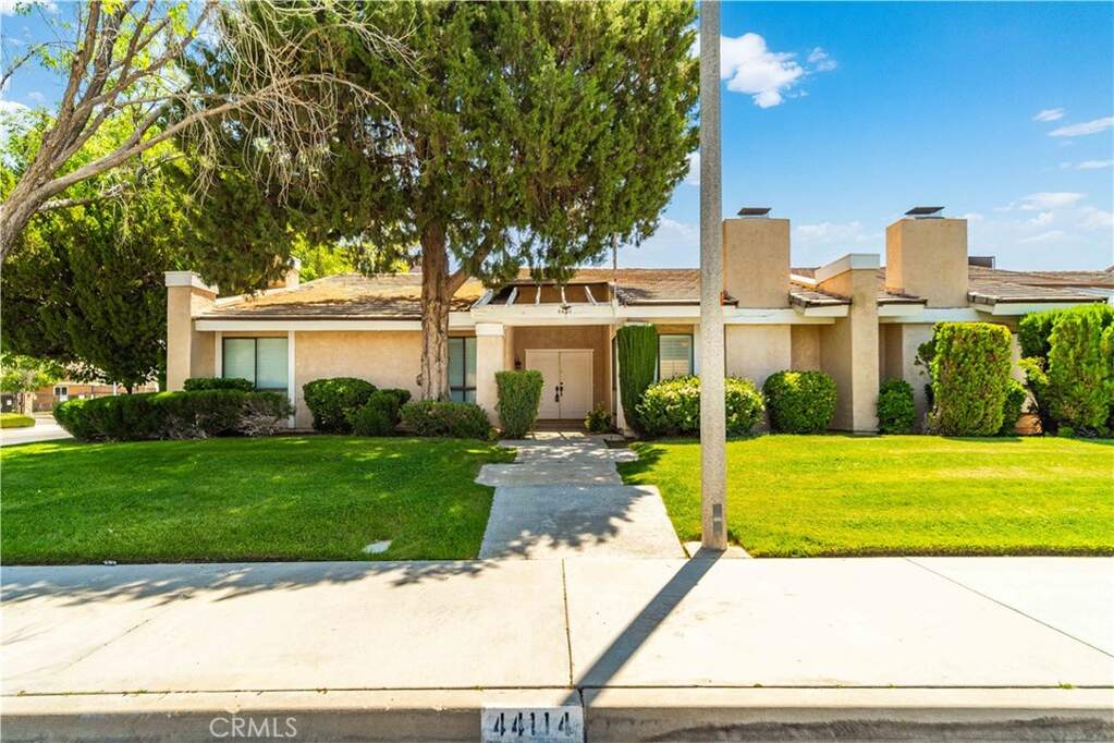 44114 30th Street W photo