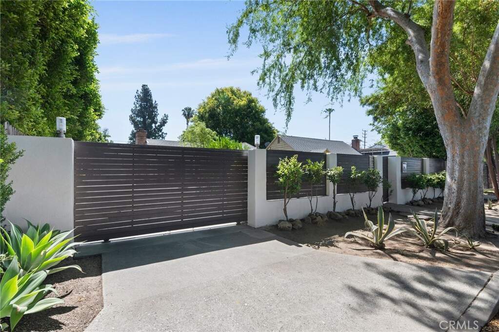 5626 Buffalo Avenue photo
