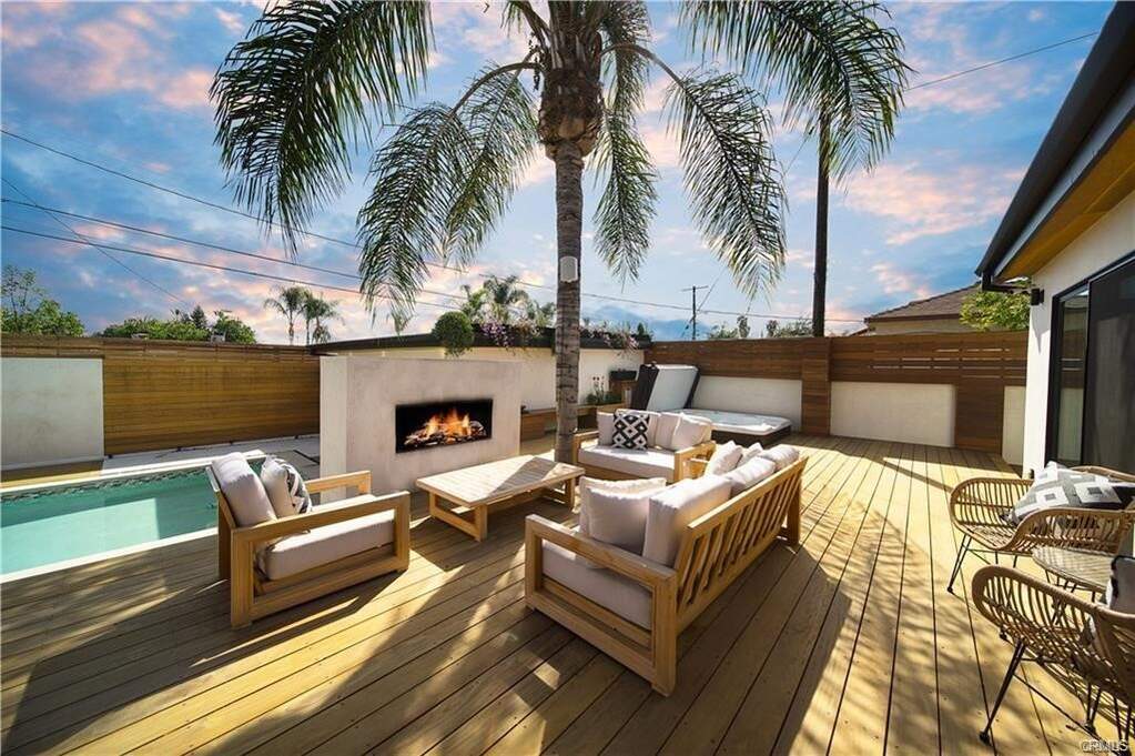 6606 Aura Avenue photo