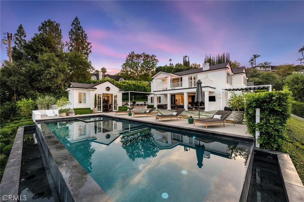 4639 Balboa Avenue photo