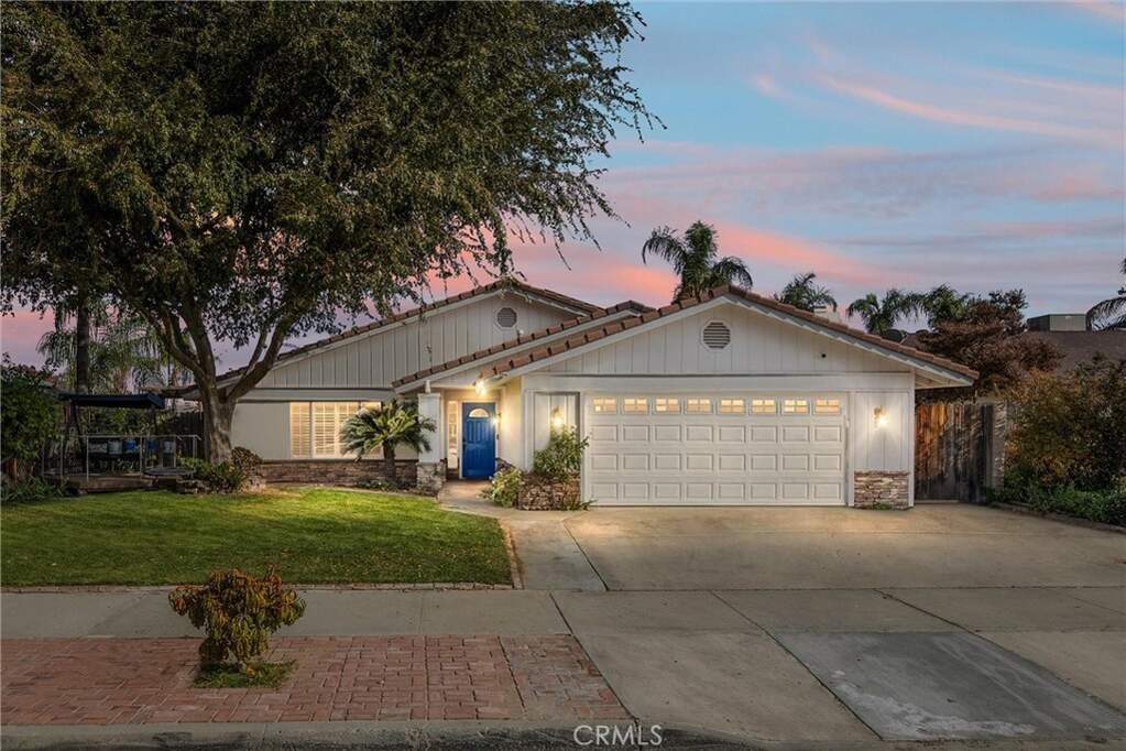 414 Hillard Street photo