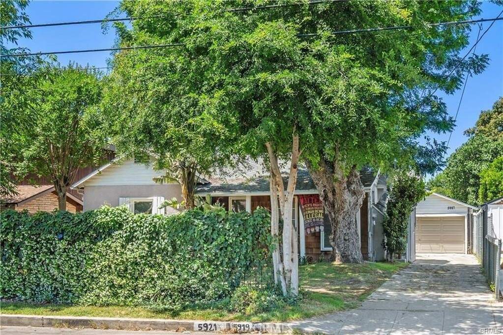 5919 - 5921 Cantaloupe Avenue photo