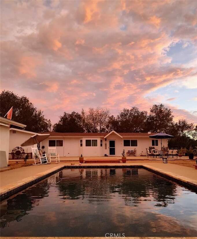 6472 Rainbow Heights Road photo