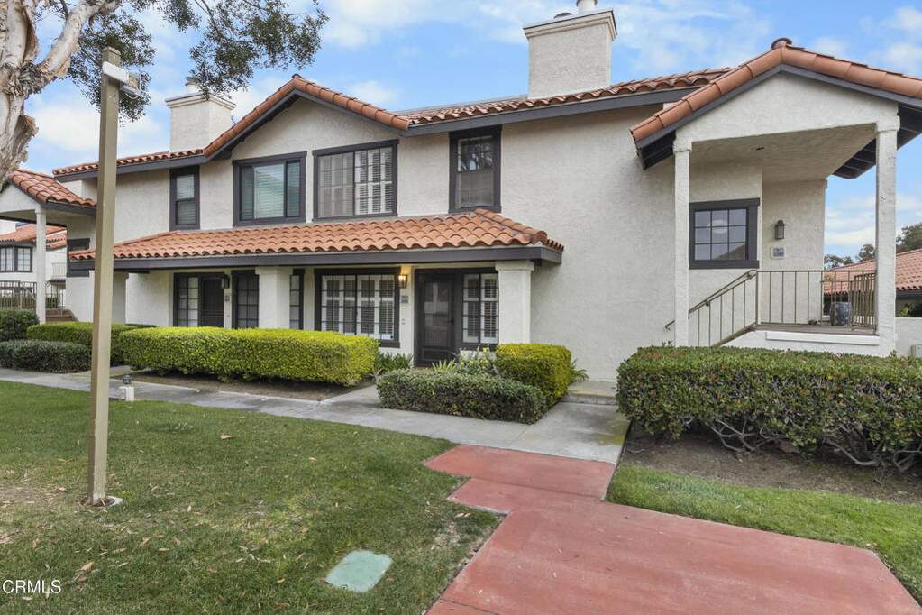 2262 Martinique Lane photo