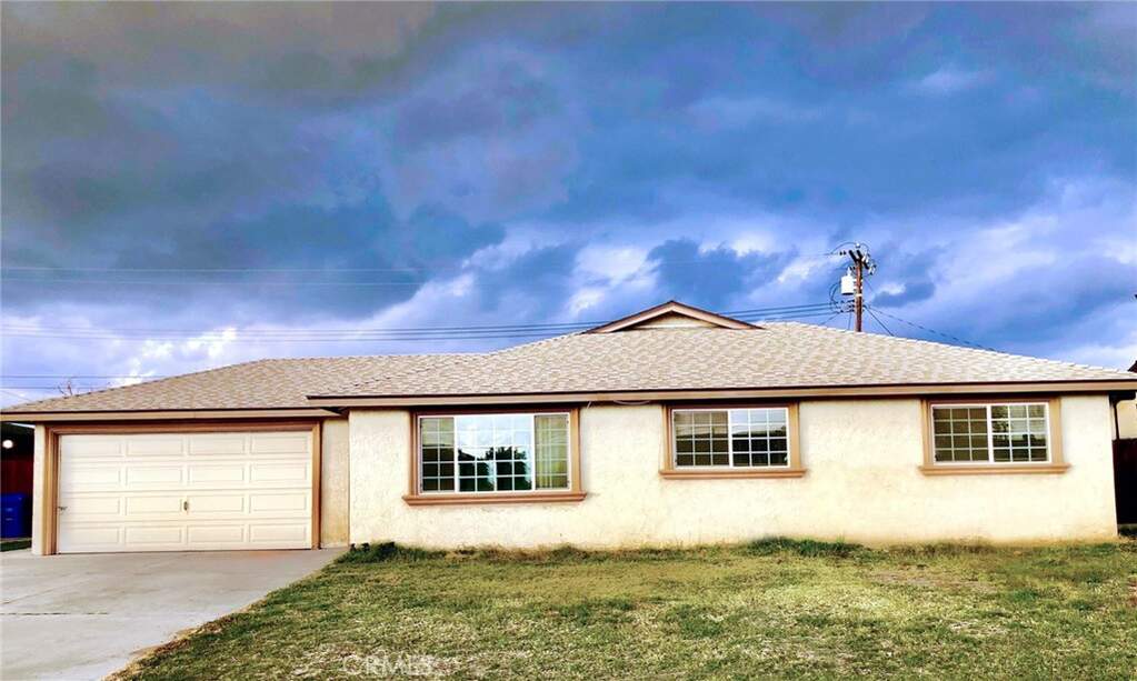 636 W Pomona Avenue photo