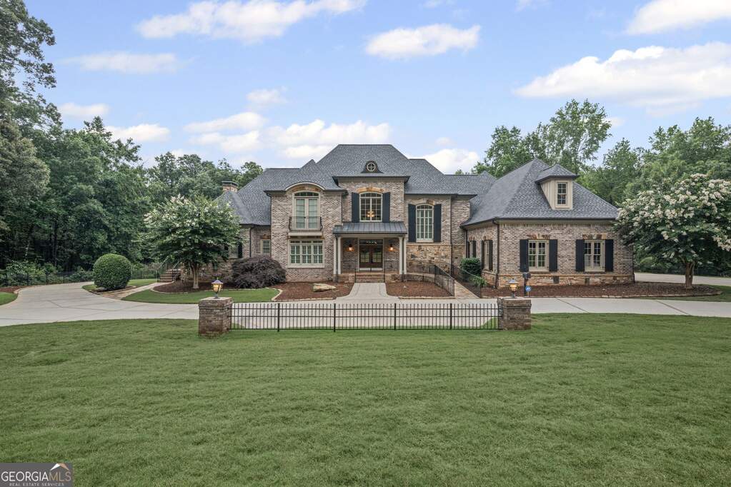 1385 Gordon Road photo