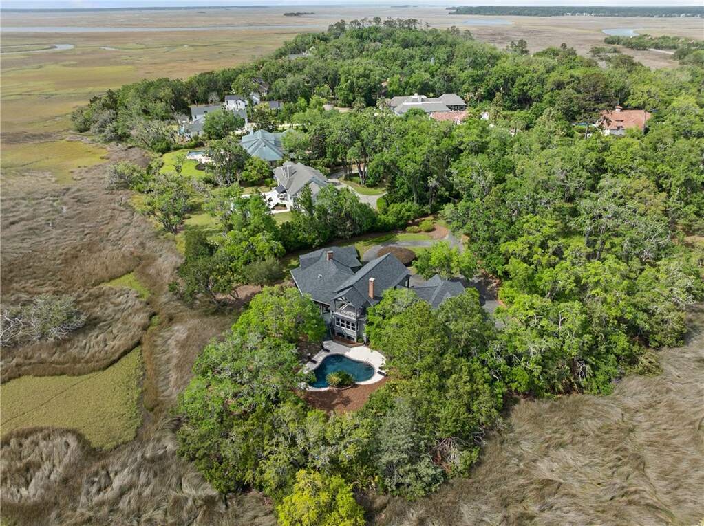 105 Hawkins Island Circle photo
