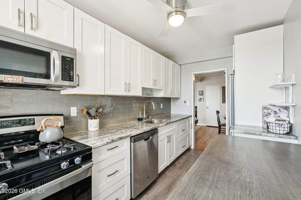1 Bedroom Apartment/Flat's Image 12
