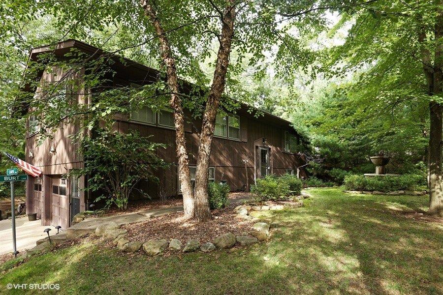 601 Pinewood Trail, Michigan City, IN 46360 MLS 443170 properties