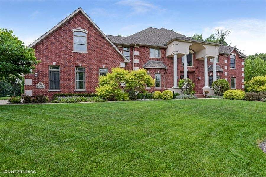 8600 Stonegate Court, St. John, IN 46373 MLS 449379 properties NW