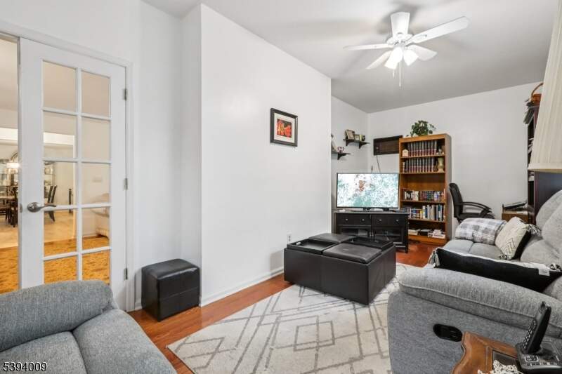 5 Bedroom Single Family Home/House's Image 17