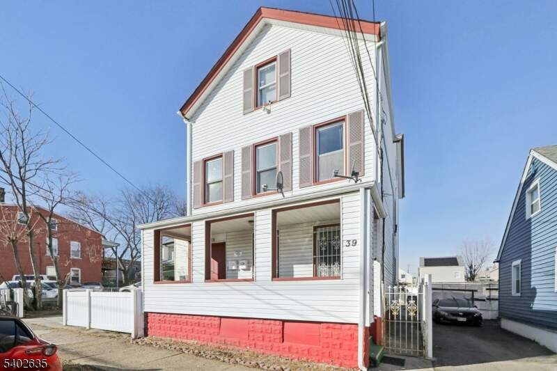 Single family home