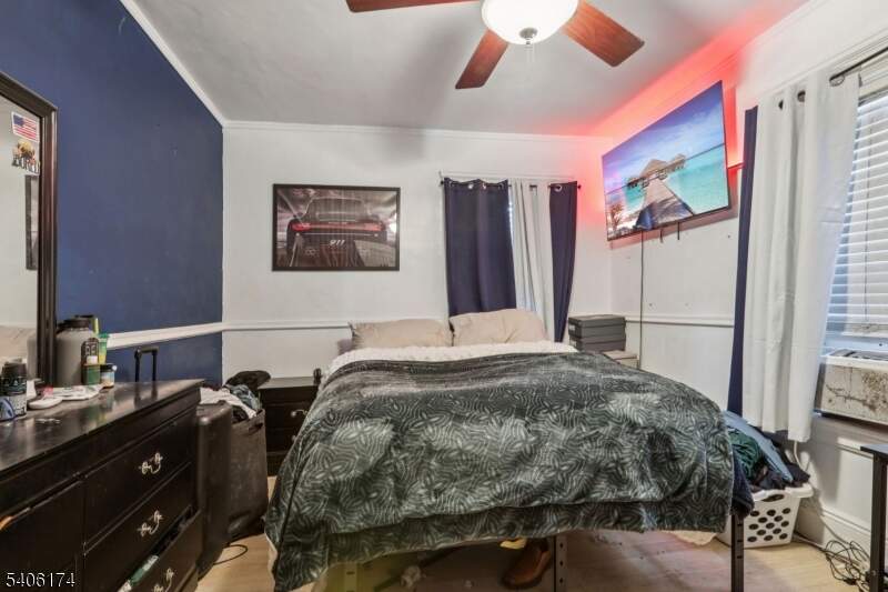 4 Bedroom Single Family Home/House's Image 16
