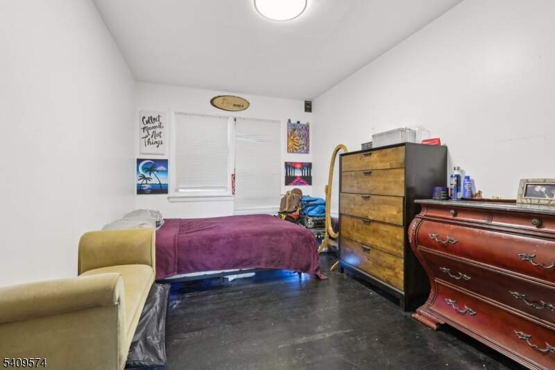 4 Bedroom Multi Unit's Image 14