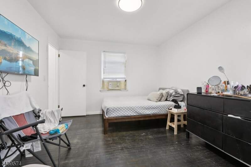 4 Bedroom Multi Unit's Image 18