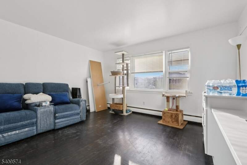 4 Bedroom Multi Unit's Image 21