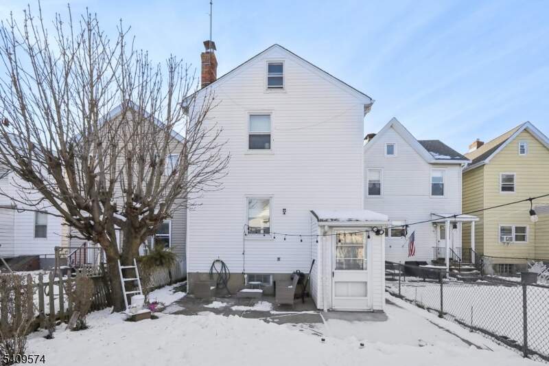 4 Bedroom Multi Unit's Image 30