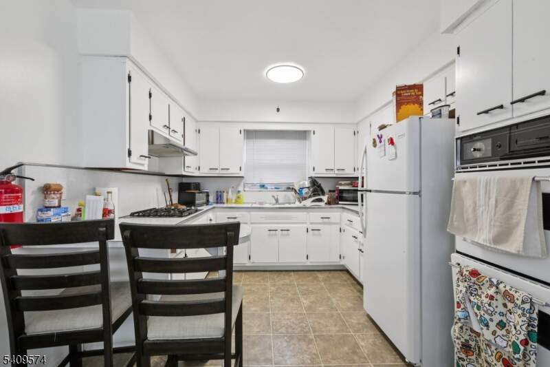4 Bedroom Multi Unit's Image 4
