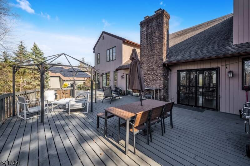 5 Bedroom Single Family Home/House's Image 42