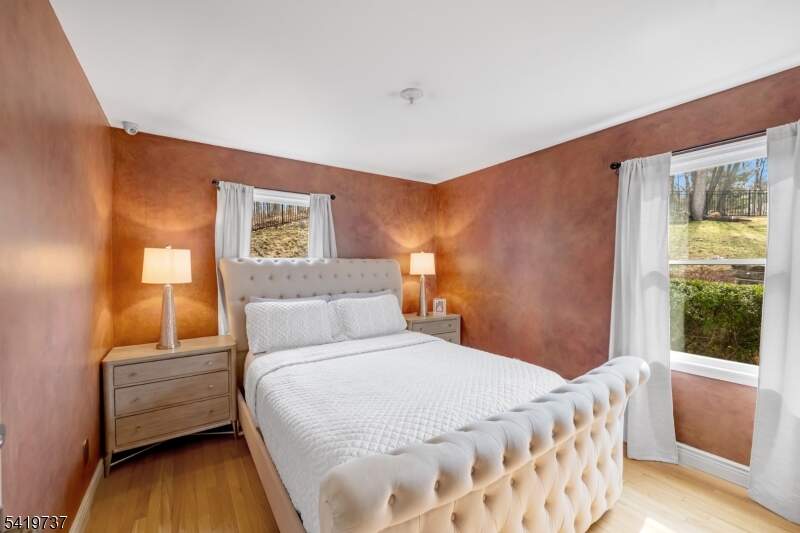 5 Bedroom Single Family Home/House's Image 16