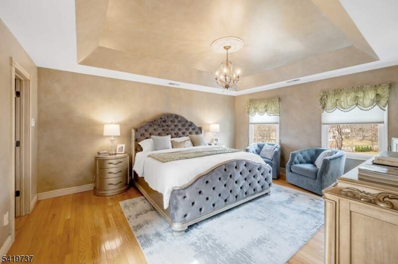 5 Bedroom Single Family Home/House's Image 18