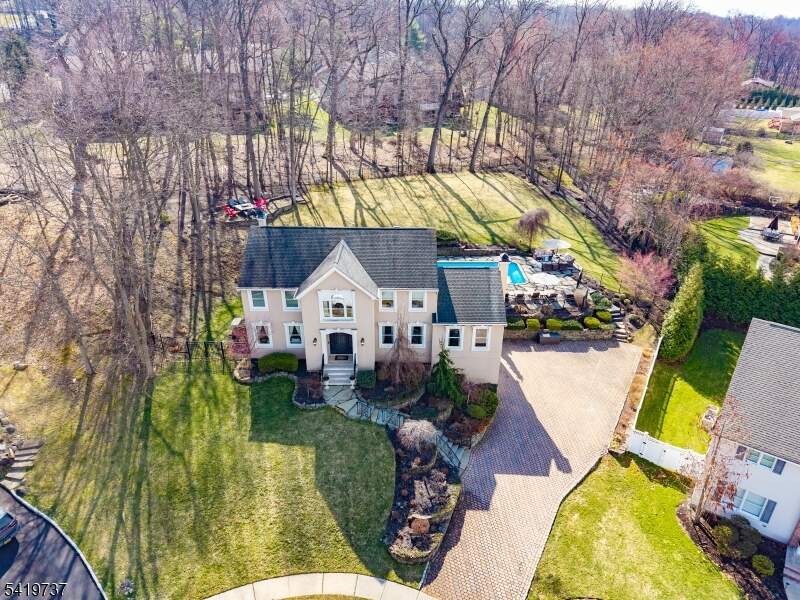 5 Bedroom Single Family Home/House's Image 46