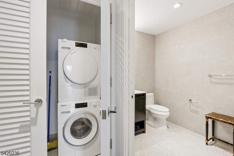 1 Bedroom Apartment/Flat's Image 7