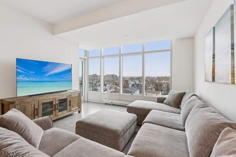 1 Bedroom Apartment/Flat's Image 17