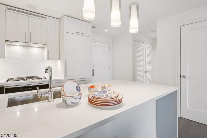 1 Bedroom Apartment/Flat's Image 3
