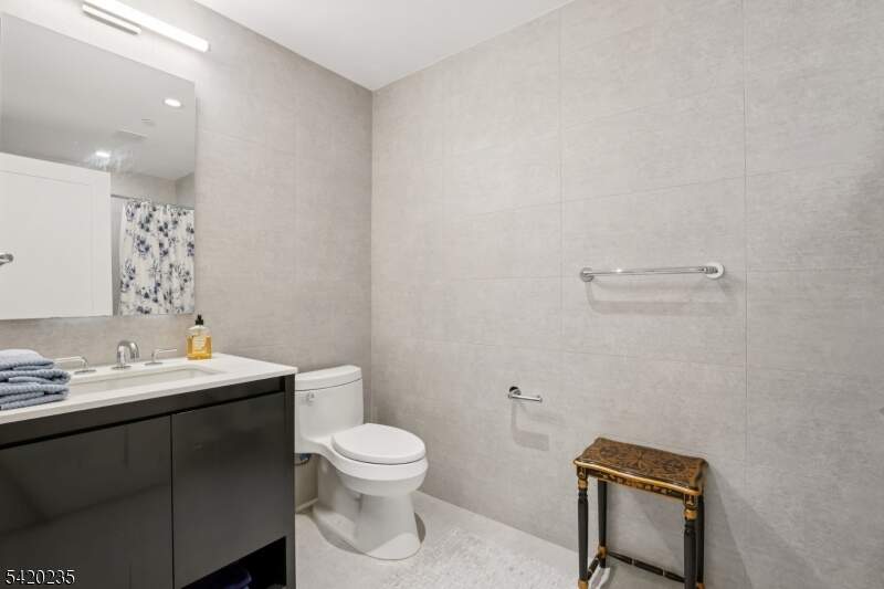 1 Bedroom Apartment/Flat's Image 6