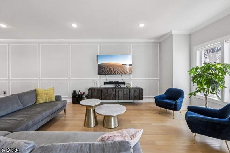 4 Bedroom Apartment/Flat's Image 15
