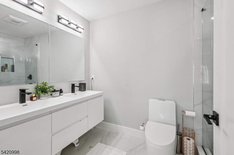 4 Bedroom Apartment/Flat's Image 24
