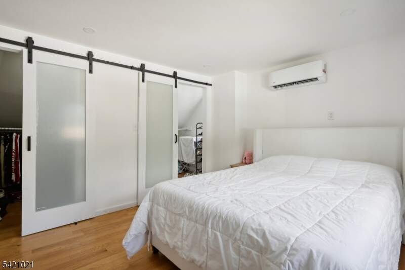 4 Bedroom Single Family Home/House's Image 11