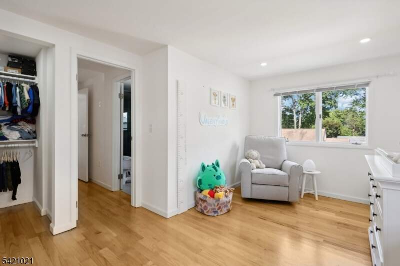 4 Bedroom Single Family Home/House's Image 16