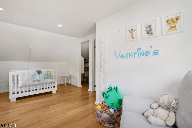 4 Bedroom Single Family Home/House's Image 19