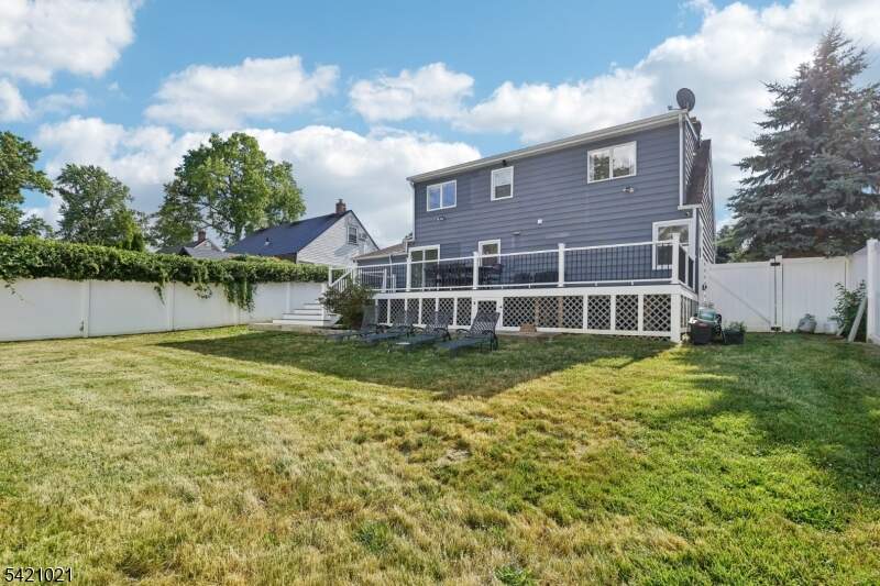4 Bedroom Single Family Home/House's Image 30