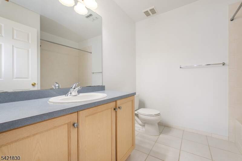 2 Bedroom Villa/Townhouse's Image 14