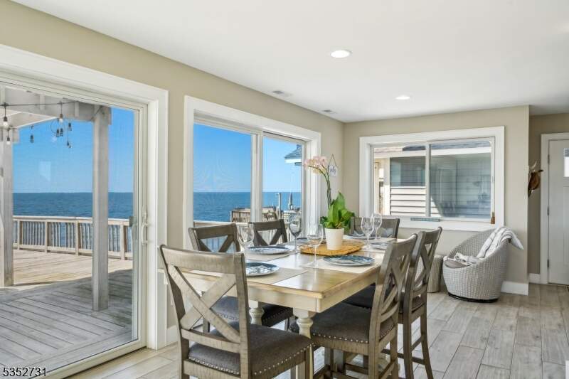 5 Bedroom Single Family Home/House's Image 8
