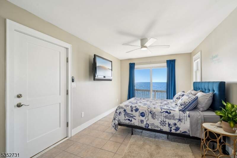 5 Bedroom Single Family Home/House's Image 25