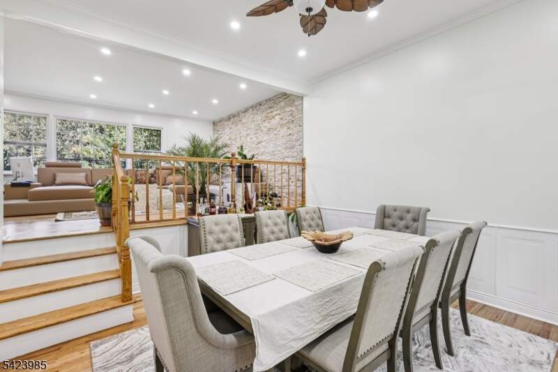 4 Bedroom Single Family Home/House's Image 11