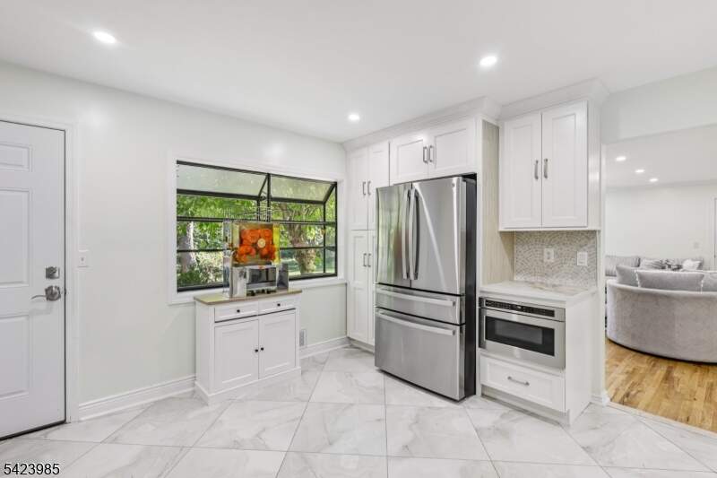 4 Bedroom Single Family Home/House's Image 18