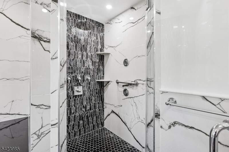 4 Bedroom Single Family Home/House's Image 30