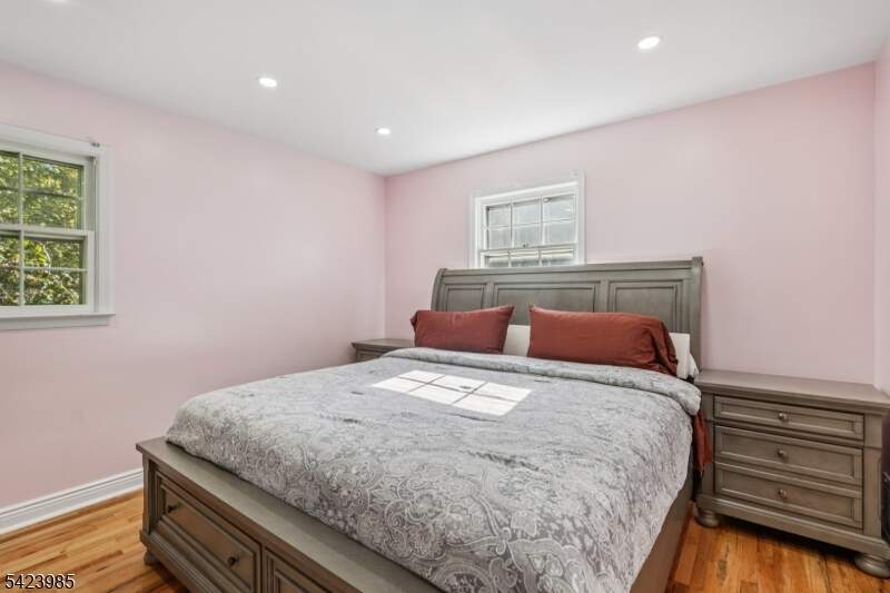 4 Bedroom Single Family Home/House's Image 31