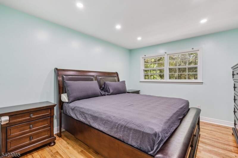 4 Bedroom Single Family Home/House's Image 33