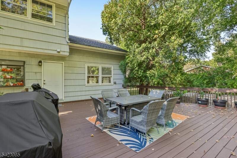 4 Bedroom Single Family Home/House's Image 40
