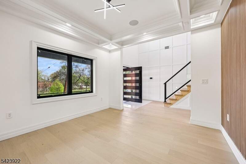 4 Bedroom Single Family Home/House's Image 15