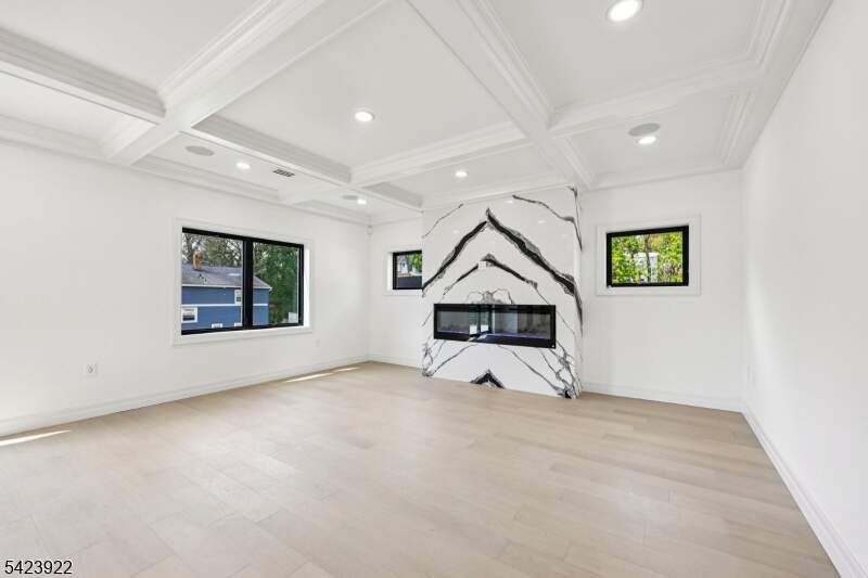 4 Bedroom Single Family Home/House's Image 16