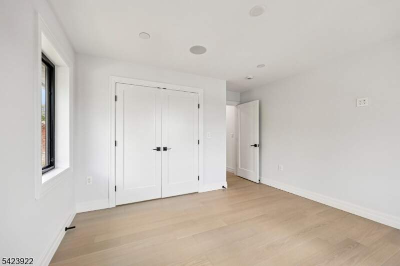 4 Bedroom Single Family Home/House's Image 30