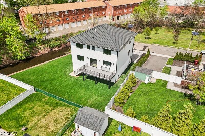 4 Bedroom Single Family Home/House's Image 39