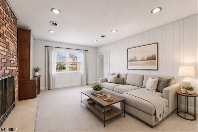 4 Bedroom Single Family Home/House's Image 11